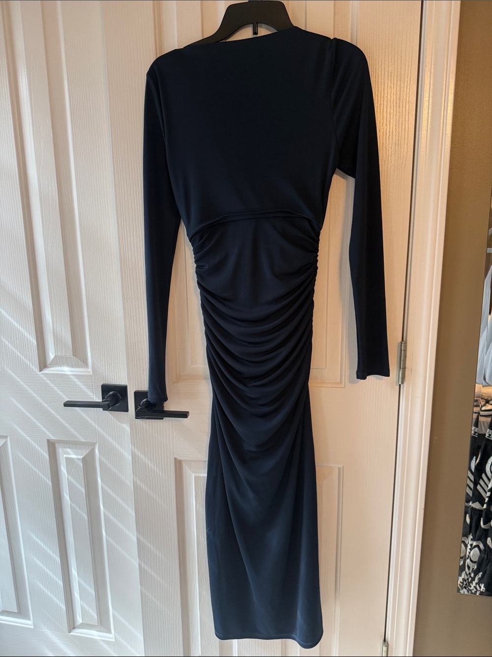 CINQÀ SEPT Brenna Jersey Tie Ruched Midi-Dress Navy - Picture 7 of 7